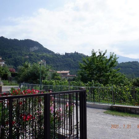 Вилла Casa Alessia Tremosine Экстерьер фото